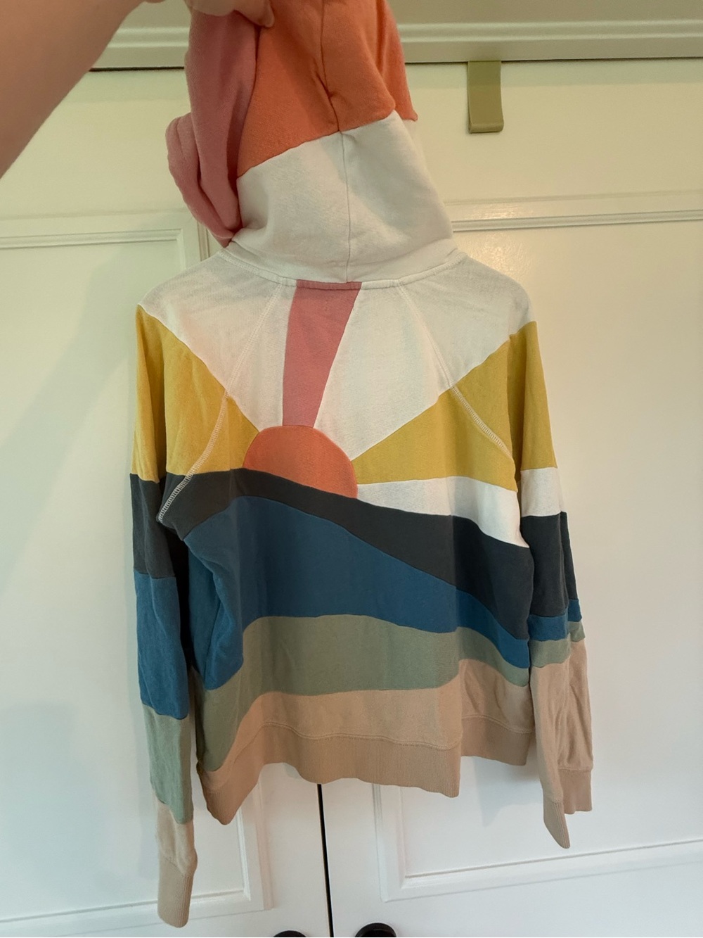 Faherty Soleil hoodie in size L - Picture 5 of 9